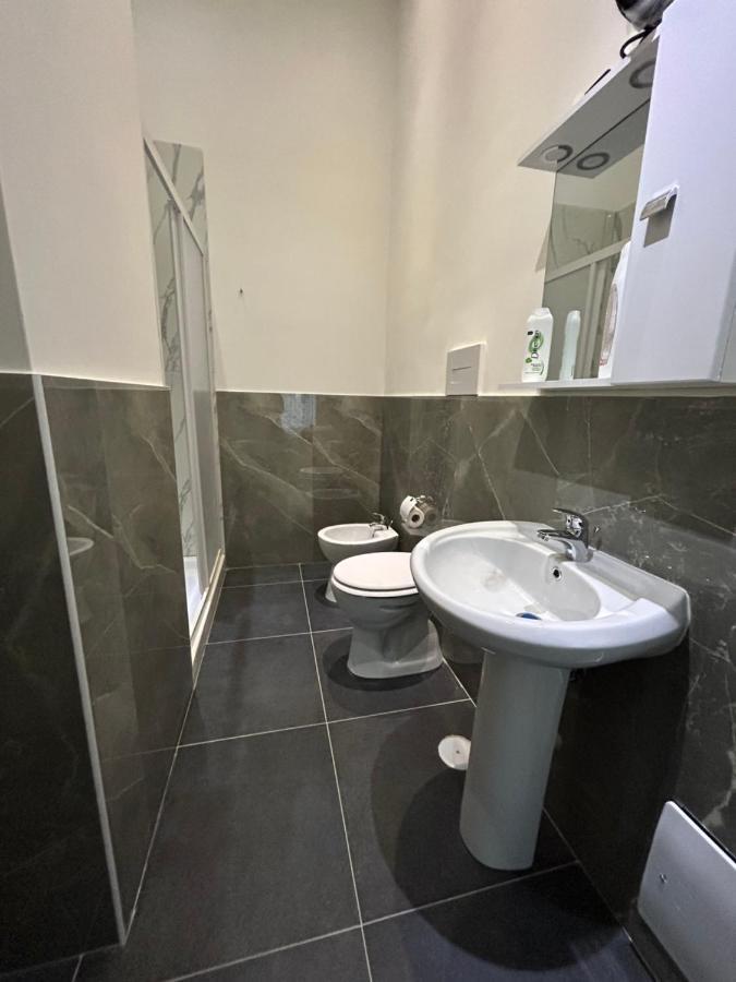 Savastano House Duomo Hotell Napoli Eksteriør bilde