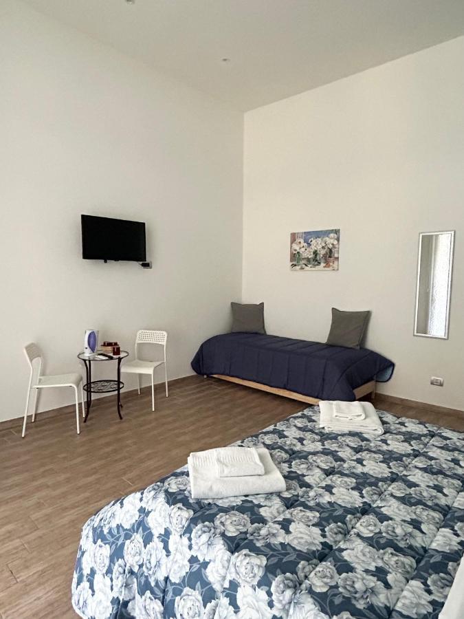 Savastano House Duomo Hotell Napoli Eksteriør bilde