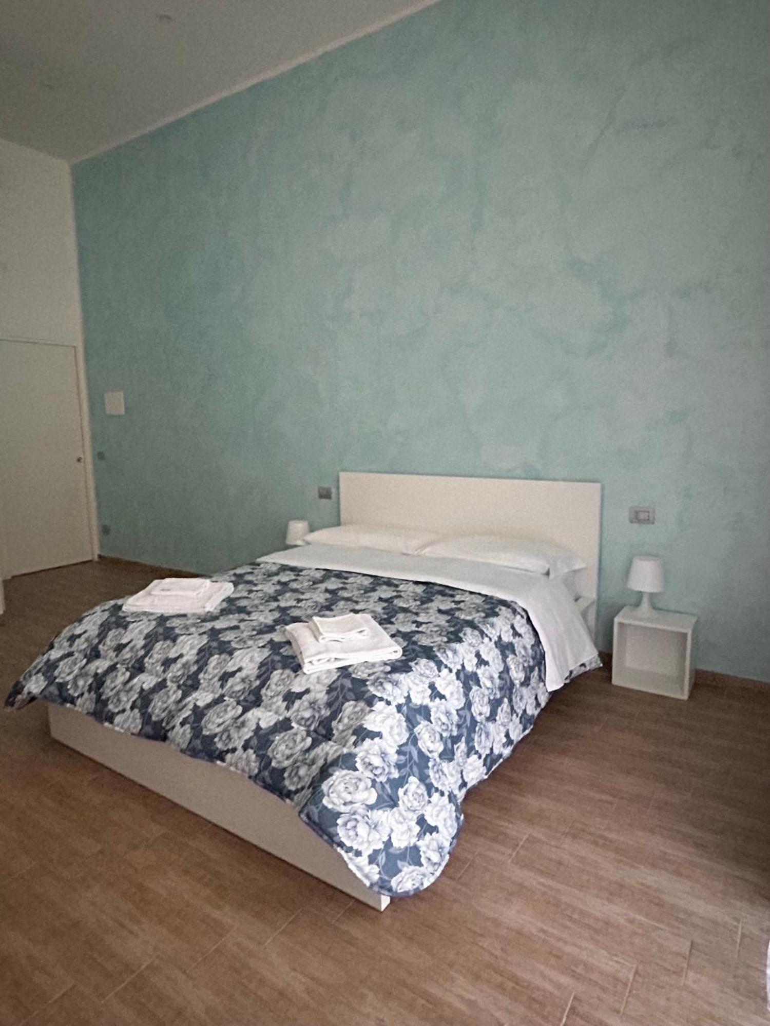 Savastano House Duomo Hotell Napoli Eksteriør bilde